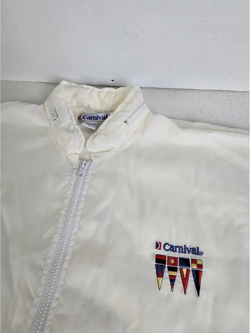VTG Carnival Cruise Lines XL Windbreaker Jacket Nautical Nylon Zip Hood NOS